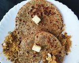 A picture of step 7 of Kaju mashoor namkeen paratha.