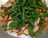 Foto langkah ke 3 dari resep Tumis Tempe Lombok Ijo Tabur Teri.