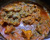 A picture of step 2 of Gulfam Gosht.