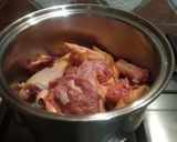 Foto del passaggio 1 della ricetta Pollo ruspante al pomodoro