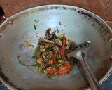 Foto langkah ke 3 dari resep Ikan asin peda cabe ijo.