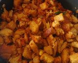 A picture of step 3 of Bread Upma.