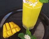 A picture of step 3 of Mango Smoothie.