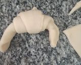 Foto del paso 3 de la receta: Medialunas de manteca