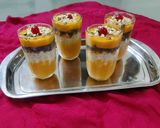 A picture of step 4 of Mango milkshake falooda.