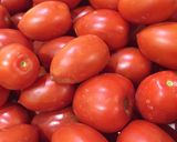 Foto del paso 2 de la receta: Ensalada de pimientos rojos y tomates asados a "la dieta mediterránea"
