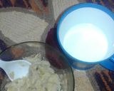 A picture of step 2 of Eggless Banana Pancake.