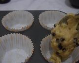 Foto langkah ke 5 dari resep Banana Muffin dengan Yoghurt (Tanpa Mixer).