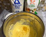 Foto langkah ke 5 dari resep Lemon Crincle Cookies.