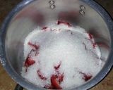 A picture of step 1 of 2 ingredients strawberry jam.