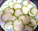 Foto del paso 4 de la receta: Carpaccio de calabacín