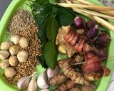 Foto langkah ke 1 dari resep Bumbu dasar bumbu kuning.