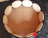 Foto del paso 1 de la receta Tarta de natillas y galletas