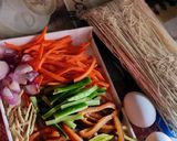 চাইনিজ চাউমিন (chinese chow mein recipe in Bengali) রেসিপি ধাপ - 1 ছবি