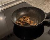 Foto del paso 3 de la receta: Tortilla con boletus y espinacas