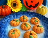 Hình bước làm 7 của món Bánh Quy Bơ Hình Trái Bí Đỏ Halloween