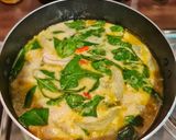A picture of step 3 of Green Curry Chicken Wings with Winter Melon.