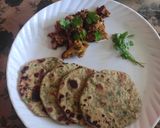 मिक्स्ड सब्ज़ी विद मेथी पालक के पराठे (mixed sabzi with methi palak paratha recipe in Hindi) रेसिपी चरण 11 फोटो