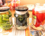 Foto del paso 7 de la receta: Ajíes bien picantes, jalapeños y habaneros en vinagre y sal
