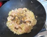 A picture of step 3 of Creamy Chicken & Mushroom Alfredo.
