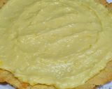 Foto del paso 4 de la receta: Tarta de frutilla con crema pastelera 🍓