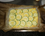 Foto del paso 3 de la receta: Rollo de calabacín con carne picada y queso rallado