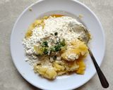 Foto langkah ke 2 dari resep Potato Balls.