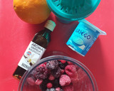 Foto del paso 1 de la receta: Smoothie frutos del bosque fit con leche de espelta 🍓