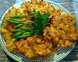 Foto langkah ke 4 dari resep Bakwan Jagung Manado Kriuk.