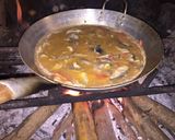 Hình bước làm 2 của món Canh cá tầm nấu chua