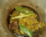 Foto langkah ke 3 dari resep Opor ayam kuah kuning.