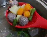 Foto langkah ke 3 dari resep Sop Bola Daging.