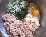 A picture of step 3 of Fish Cakes.