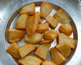 A picture of step 1 of Chatkara aloo chaat.
