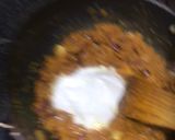 A picture of step 4 of Rajasthani Papad Pyaz in gravy.