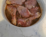 Foto del paso 1 de la receta: Muslos asados con birra
