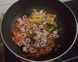 Foto langkah ke 3 dari resep Tomyam seafood.