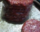 A picture of step 5 of Grilled Paty-Chori Burgers.