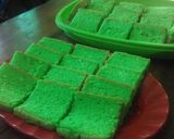 Foto langkah ke 9 dari resep Pandan Sponge Cake Lembut banget + anti seret.