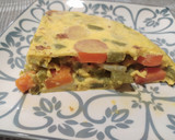 Foto del paso 1 de la receta: Tortilla de judías verdes y zanahorias con cebolla frita
