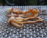 A picture of step 3 of Grilled squid in Japanese taste.