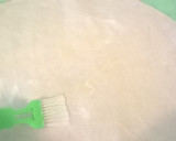 Foto del paso 7 de la receta: Medialunas rellenas de dulce de leche