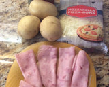 Foto del paso 1 de la receta: Merluza con salsa verde y patatas pizza