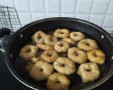 A picture of step 7 of Dahi vada aloo dum.