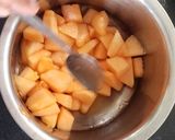 खरबूज हलवा(Muak Melon Halwa Recipe In Hindi) रेसिपी चरण 1 फोटो