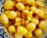 Foto del paso 2 de la receta: Bolitas de patatas al romero (al horno)