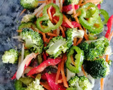 Foto del paso 4 de la receta: Ensalada de quinoa con verduras asadas y tofu