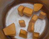 Foto langkah ke 1 dari resep Pumpkin Moon Cake.