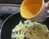 A picture of step 2 of Garlic honey chilli potato.
