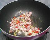Foto langkah ke 4 dari resep Tumis Buncis Sotong.